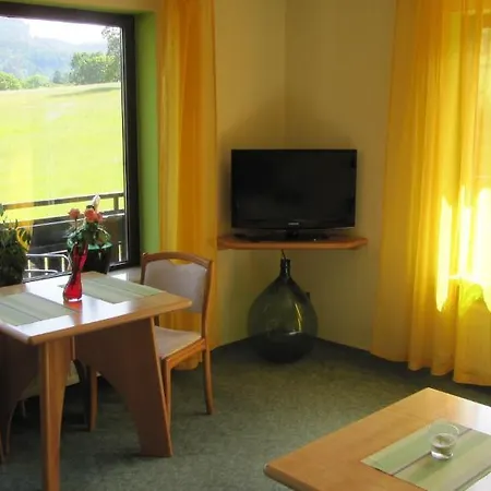 Hotel Rebekka Garni 3*